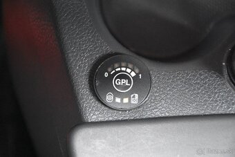 Dacia Lodgy 1.6 Arctica - 8