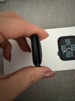 Apple Watch SE - gen 2 - 44mm - midnight aluminium - 8