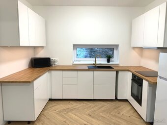 Na predaj 4-izbový rodiný dom v Záhorskej Bystrici - 8