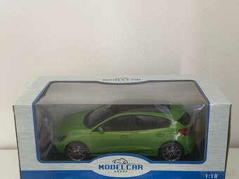 FORD zberatelsky model v mierke 1:18. - 8
