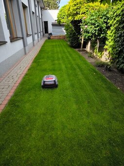Inštalácia a predaj robotických kosačiek - 8