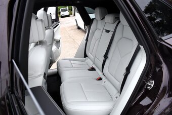 Porsche Macan S - 8