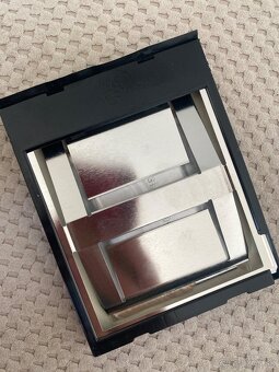 polaroid 600 camera close up - 8