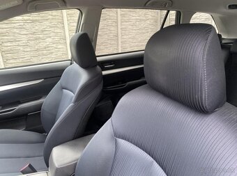 Subaru Legacy 2.5i 165PS 4x4 AWD COMBI CENA - 8