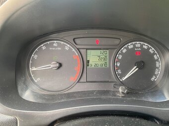 Škoda Fabia 2 1.2HTP - 8