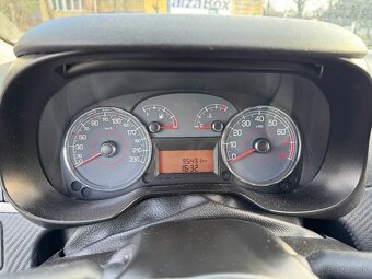 Fiat grande Punto 1.2 48kW 2009 97 000km - 8