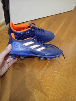 Pánske kopačky Adidas 41 - 8