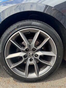 Škoda octavia 4 Top stav - 8