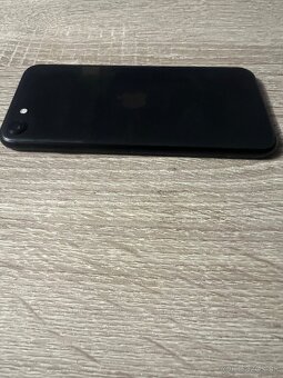 iPhone SE 2020 / 64GB Black TOP stav - 8