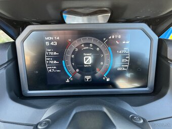 Yamaha TMAX Techmax, rv2024 - 8