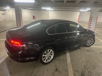 Volkswagen Passat B8 - 8