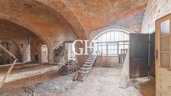 NA PREDAJ - KÚSOK HISTÓRIE - TEHLOVÁ BUDOVA - CENTRUM ROŽŇAV - 8