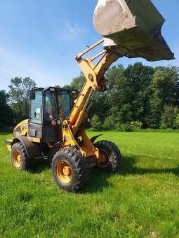 Kolový nakladač Case 321E atlas ar JCB cat - 8