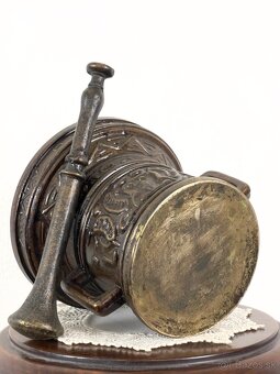 Mosadzné mažiare - 8