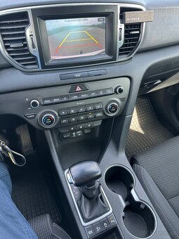 KIA Sportage 1.7Crdi A/T 104kw - 8