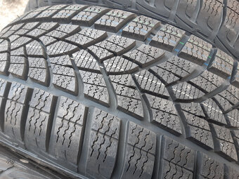205/60 R16  -nové zimné Run Flat - 8