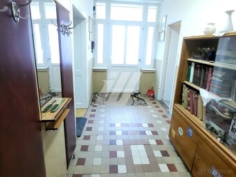 Na predaj: starší rodinný dom v obci Nesvady - 8