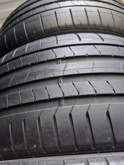 Pirelli Pzero 285/40R23 + 325/35R23 - 8