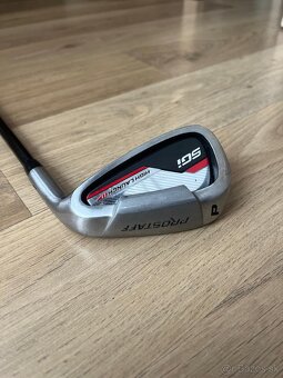 Golfový bag Wilson + palice – výborný stav za super cenu - 8