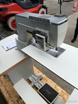Šicí stroj s automatickým ramenem Vetron 5400 Durkopp Adler - 8