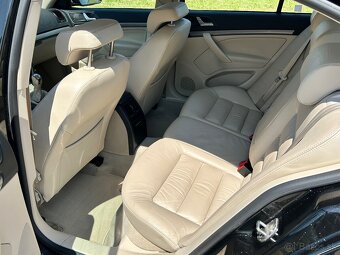 Škoda Octavia 2.0 FSI 110 kW – Elegance, rok 2005, béžový ko - 8