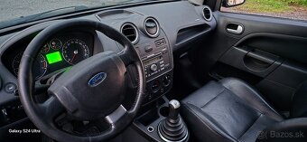 Ford fiesta 1,6 S benzin 74 kw - 8