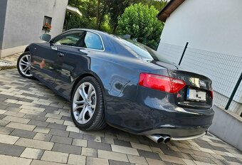 Audi S5 4.2 V8 - 8