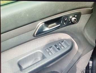 Vw touran 2.0tdi - 8