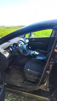 Peugeot 5008 eHDi - 8