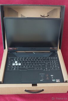 Asus TUF A15 s RTX3070 v TOP stave - 8