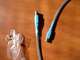 HIGH END   1m dlhý  USB  kábel   2.0 A-B:, PAD - 8