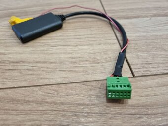 MODUL Bluetooth ADAPTER pre SKODA VW AUDI SEAT - 8