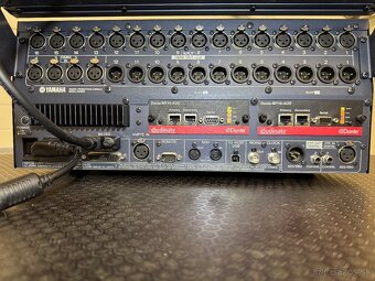 YAMAHA DM 1000 + meter bridge - 8