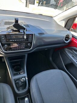 Volkswagen eco up 1.0 CNG/benzín, r. 8/2023 – TOP stav - 8