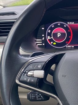 Škoda Superb 3Fl 2.0Tdi Evo DSG7 DCC webasto virtual cocpit - 8