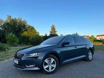 Škoda Superb - 8
