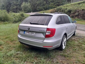Skoda Superb 2.0Tdi - 8
