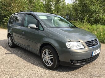 Volkswagen Touran 1.6 FSI 85Kw - 8