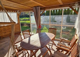 REKREAČNÁ CHATA PRI VINIANSKOM JAZERE – len 2 minúty pešo od - 8