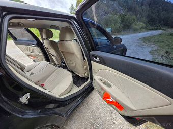 Alfa ROMEO 159 SPORTWAGON JTDm - 8