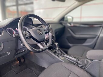 Škoda Octavia Combi 2.0 TDI DSG 110kW Style - 8