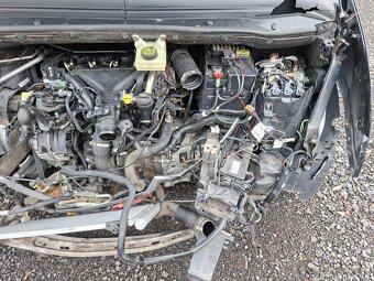 Citroen C4 Grand Picasso 2.0HDI - 8