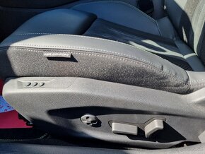 Peugeot 408 GT 1.6PureTech Hybrid AT8 za 30.900 € s DPH - 8