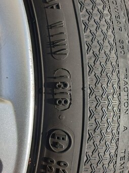 Predam 16 elek+letne gumy 205/55r16 Barum Bravuris 3 - 8
