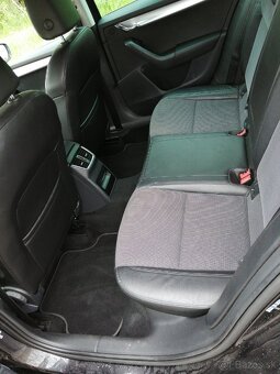 Škoda Octavia Combi TDi - 8