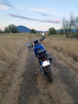 Aprilia Tuareg 660 - 8
