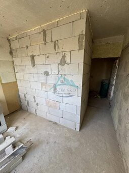 Na predaj 3-izbový byt na rekonštrukciu - 8