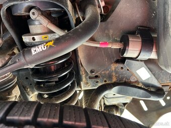 Toyota Hilux 2.8-150kW-automat - 8