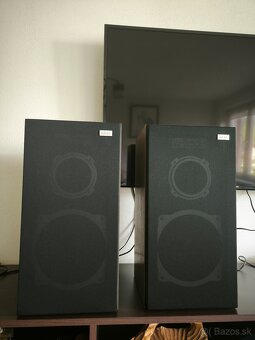 Akai - 8