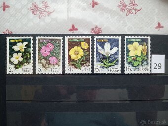 Poštové známky č.861 - 20 ks sérií SVET II. - fauna, flora - 8
